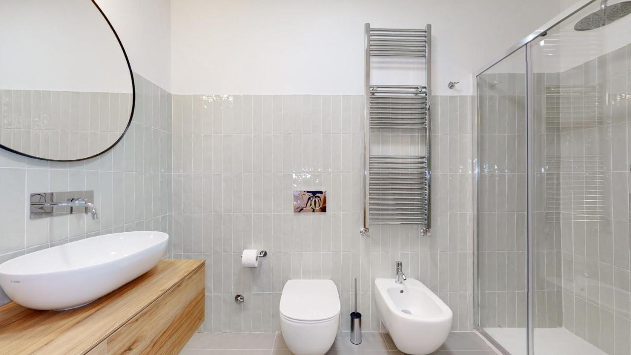 Sahi - Dei Dell'Olimpo Apartments Porta Romana Milano Esterno foto