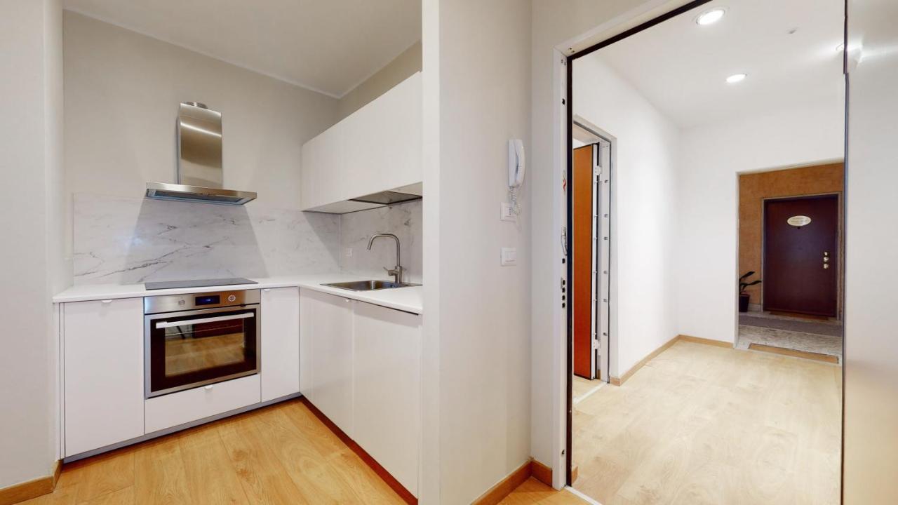 Sahi - Dei Dell'Olimpo Apartments Porta Romana Milano Esterno foto